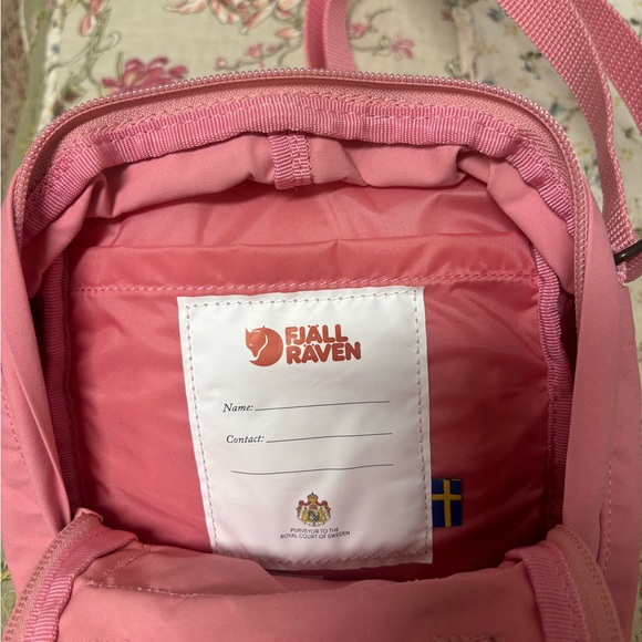 Fjällräven Kånken Sling Crossbody Bag - Picture 4 of 6